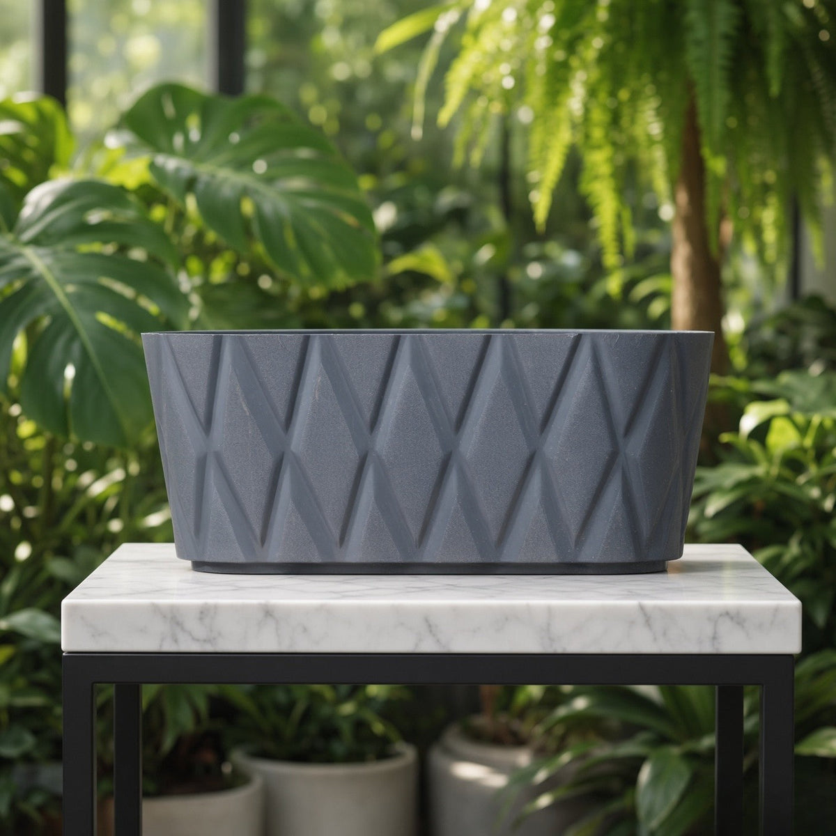 PLASTIC PLANTERS